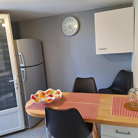 Agreable Studio Tout Equipe Montsoue Екстер'єр фото